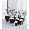 Kép 4/7 - VIRÁGTASAK 10/400 15,5x13x9,5 cm 3 SZÍNBEN