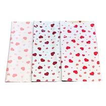 CSOMAGOLÓFÓLIA SZÍVES 20 DB 1/100 56x56 cm 3 SZÍNBEN