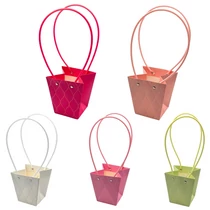 VIRÁGTASAK 10/500 8x12x12,5 cm 5 SZÍNBEN