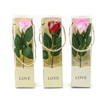 SZAPPANRÓZSA DOBOZBAN 6/162 7x7x26 cm 3 SZÍNBEN