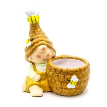 KASPÓ MANÓVAL 2/24 13x9,6x18 cm