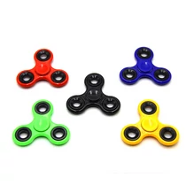 Fidget Spinner / Pörgettyű 1/24/288 színes 7,5 cm