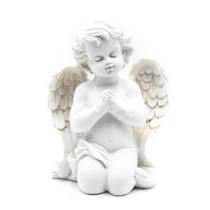 ANGYAL IMÁDKOZÓ 1/48 17x11x8,5 cm