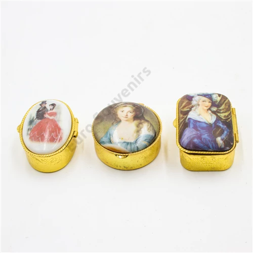 GYÓGYSZERTARTÓ 30/240 LADYS 3 FÉLE 4x5 cm