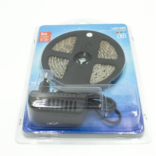 LED SZALAG FEHÉR, TÁPEGYSÉGGEL 5 M  IP65, 2835 1/40