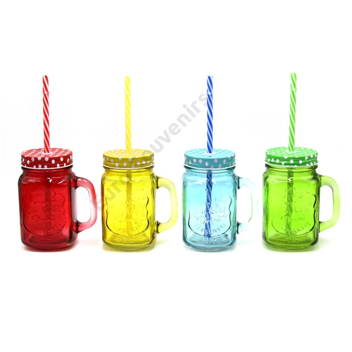 SZÍNES BÖGRE SZÍVÓSZÁLLAL, PÖTTYÖS TETŐVEL 4 FÉLE 4/12/48 450 ml