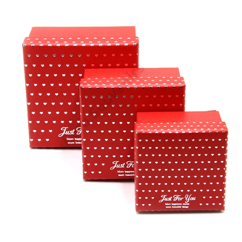 PAPÍRDOBOZ 3 DB 1/96 PIROS 13,5x13,5x8 CM;  11,5x11,5x7 CM; 9,5x9,5x6 CM