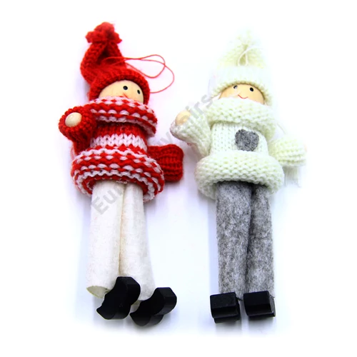 FIGURA KÖTÖTT RUHÁS 2 DB PIROS 1/240 13.5 cm