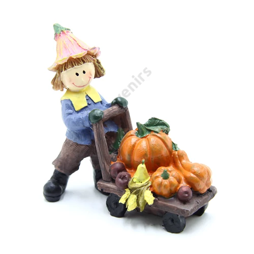 ŐSZI FIGURA TALICSKÁVAL 12/96 9X5X9 cm