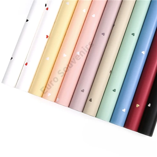 CSOMAGOLÓFÓLIA 20 DB SZÍVES 1/100 58x58 cm 11 SZÍNBEN