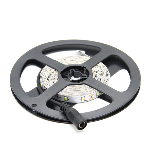 LED SZALAG FEHÉR, 5 M IP33, 2835, CSATLAKOZÓVAL