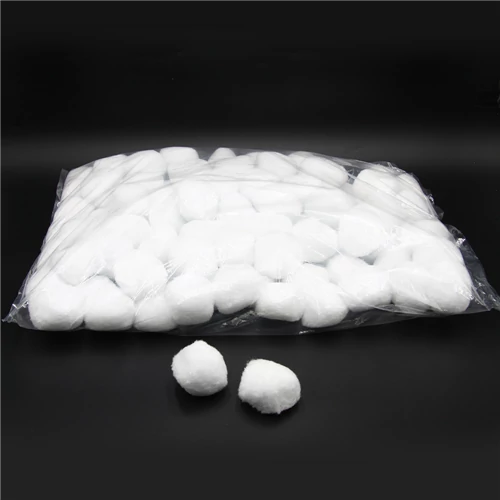 POMPOM 100 db. FEHÉR 1/50 4 cm.