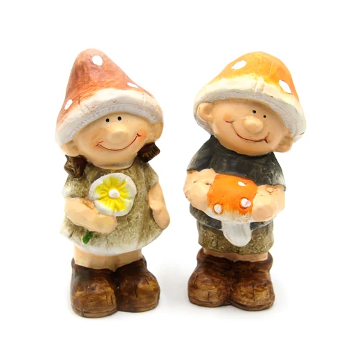 GOMBA FIGURA 2 féle 4/72 15x7x6 cm