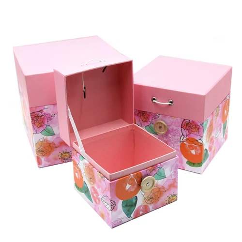 PAPÍRDOBOZ 3 DB 1/24 VIRÁGOS PINK 18x18x18 cm,15x15x15 cm,12x12x12 cm.