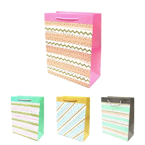 AJÁNDÉKTASAK MINTÁS 12/480 4 FÉLE 32x26x12 cm
