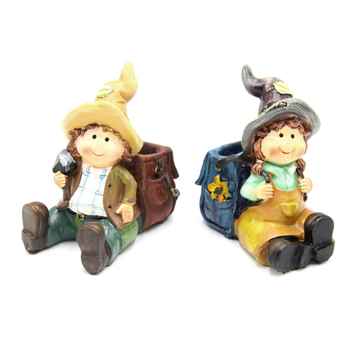 FIGURA TARTÓVAL  2 féle 1/96  9x8 cm.
